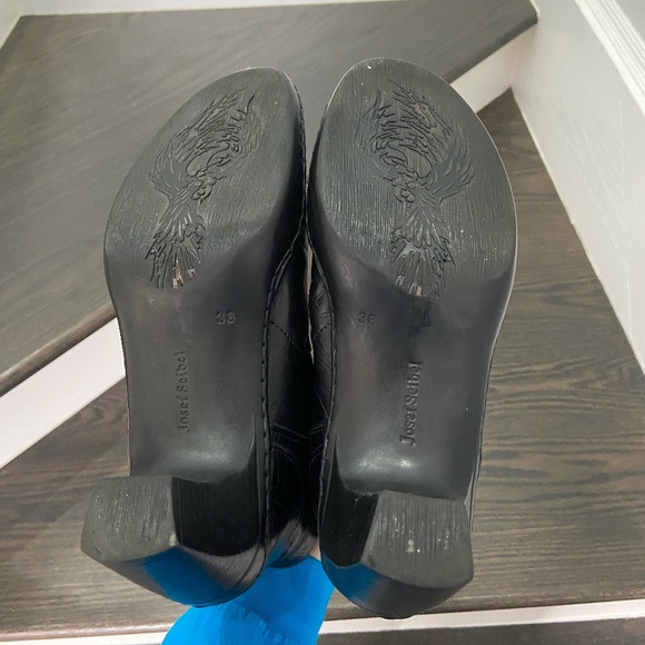 Josef Seibel Women's Black Ankle Boots - Picture 9 of 10